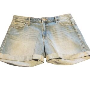 Gap Size 8 (32) Sexy Bofriend Cuffed Shorts Light Wash